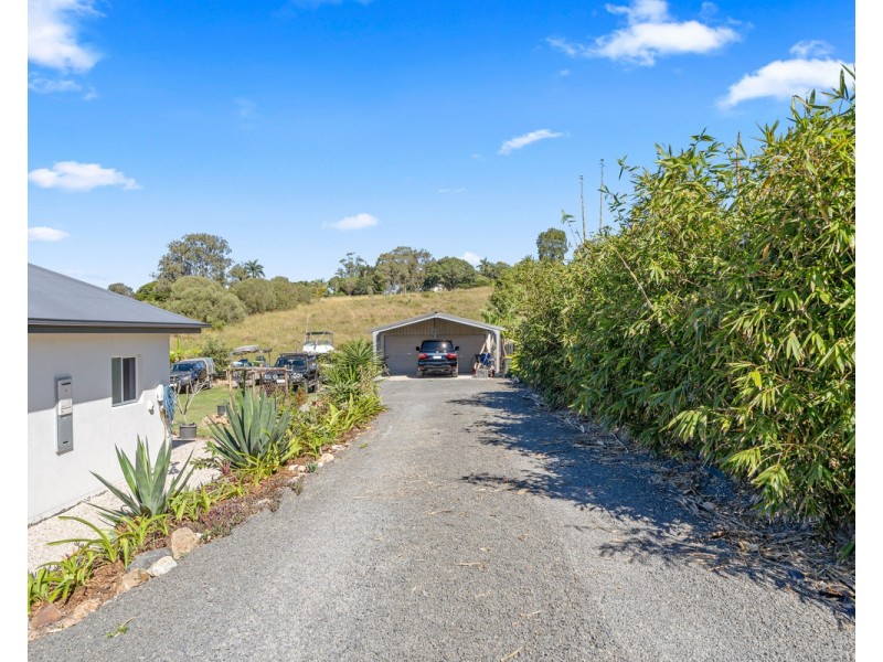 61 Pedelty Lane, Dundowran QLD 4655