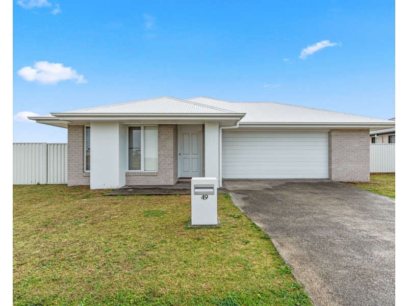 49 Mataranka Circuit, Nikenbah QLD 4655