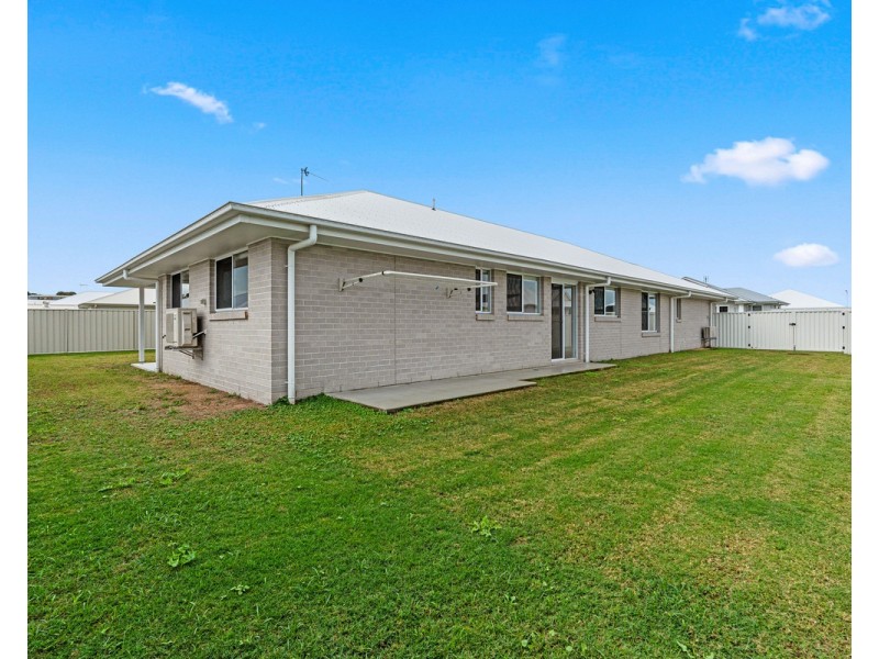 49 Mataranka Circuit, Nikenbah QLD 4655