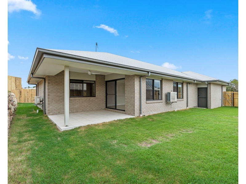 7 cooper Circuit, Nikenbah QLD 4655