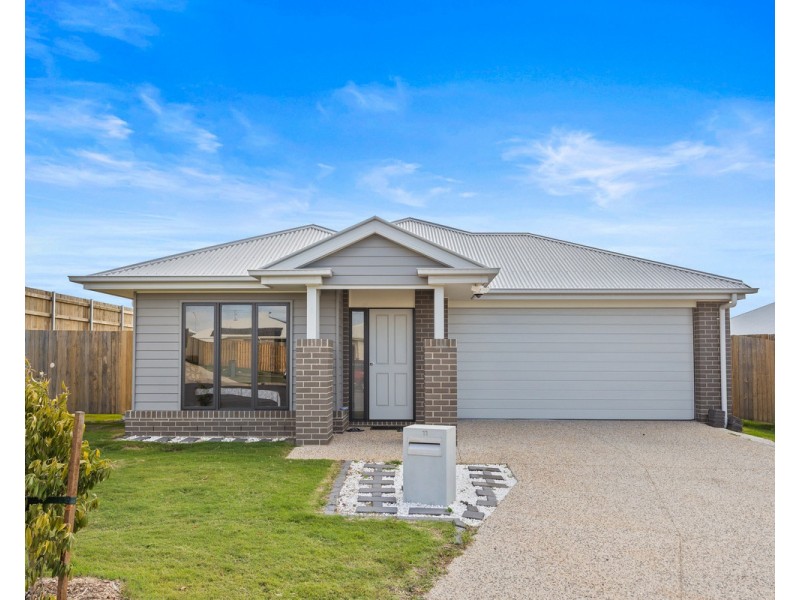 11 Miraflores Place, Wondunna QLD 4655