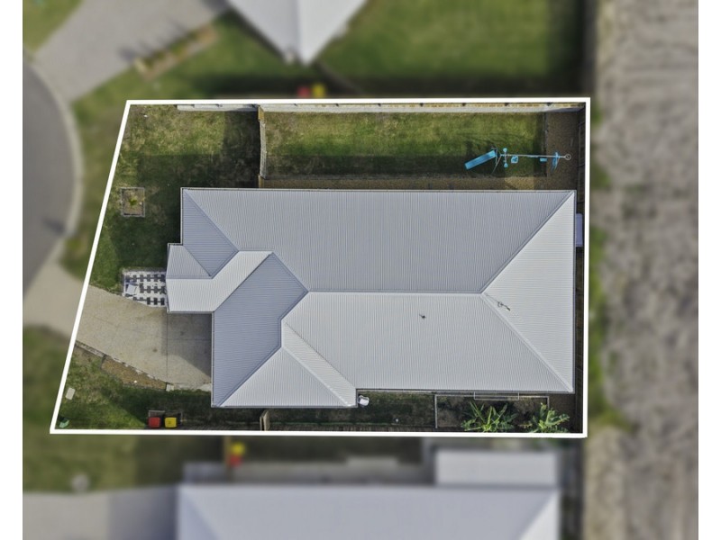 11 Miraflores Place, Wondunna QLD 4655