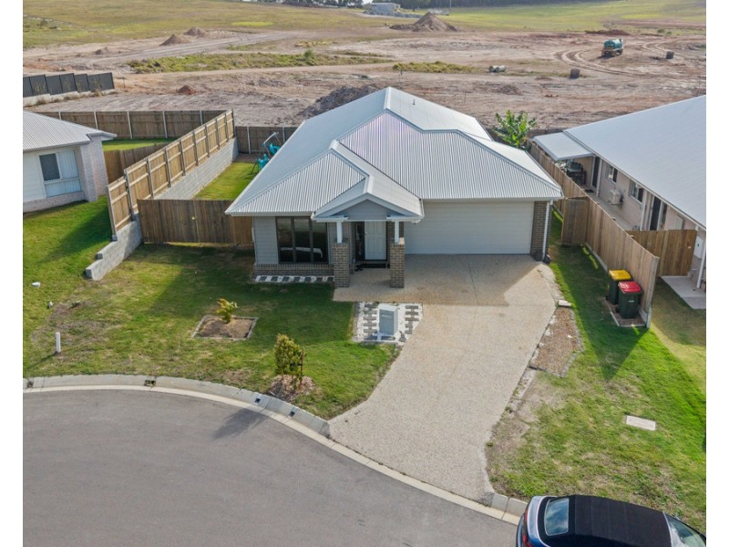 11 Miraflores Place, Wondunna QLD 4655