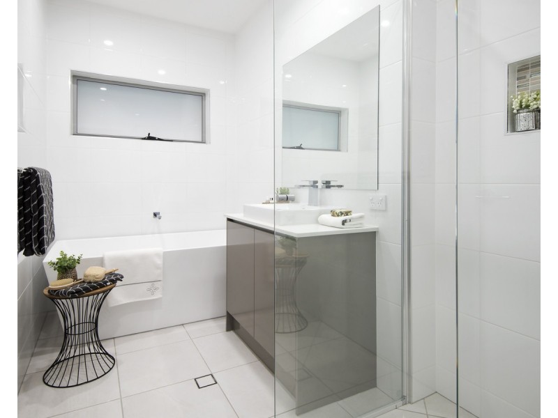 308 New Road, Pialba QLD 4655