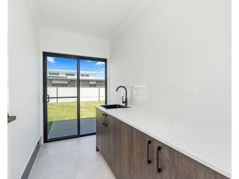5 Humpback Circuit, Booral QLD 4655
