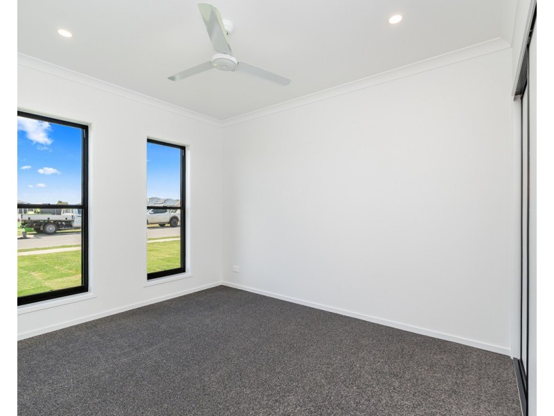 5 Humpback Circuit, Booral QLD 4655