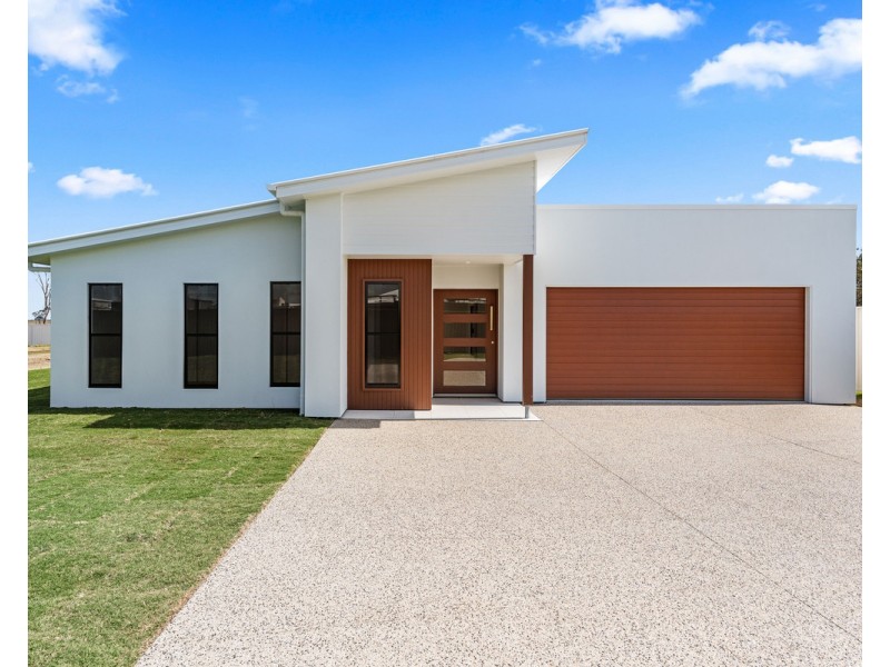9 Humpback Circuit, Booral QLD 4655