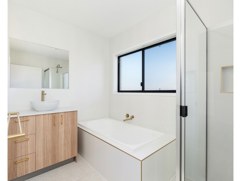 9 Humpback Circuit, Booral QLD 4655