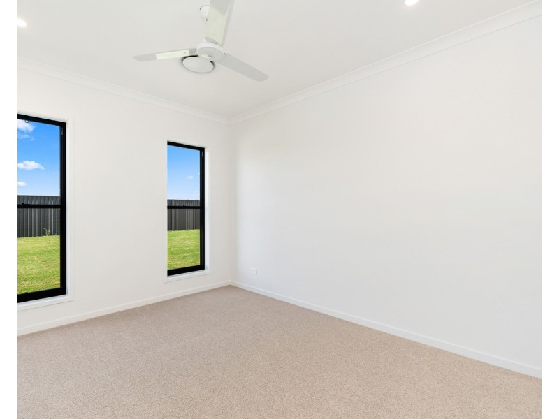 9 Humpback Circuit, Booral QLD 4655