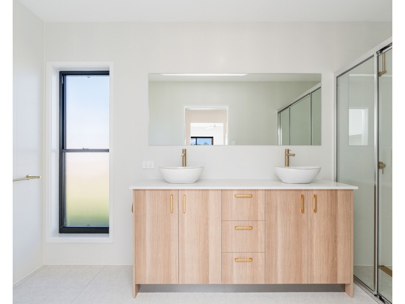 9 Humpback Circuit, Booral QLD 4655