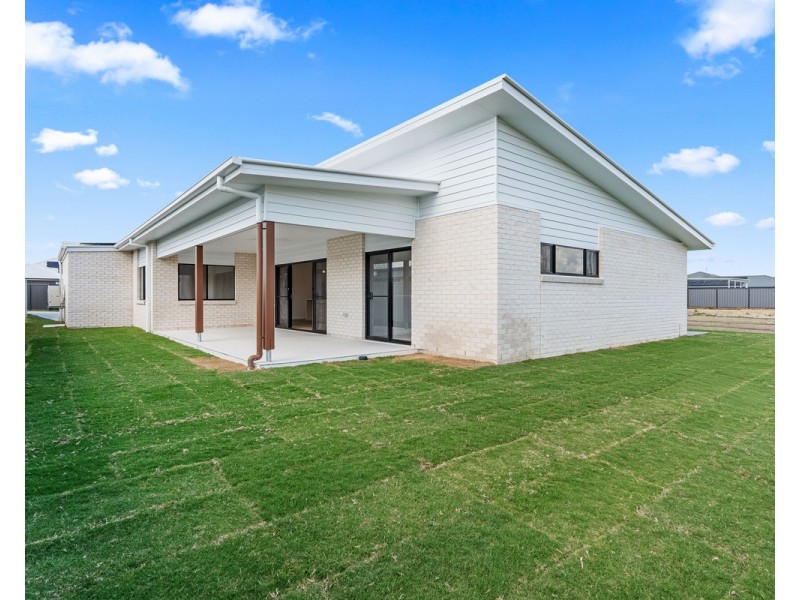 9 Humpback Circuit, Booral QLD 4655