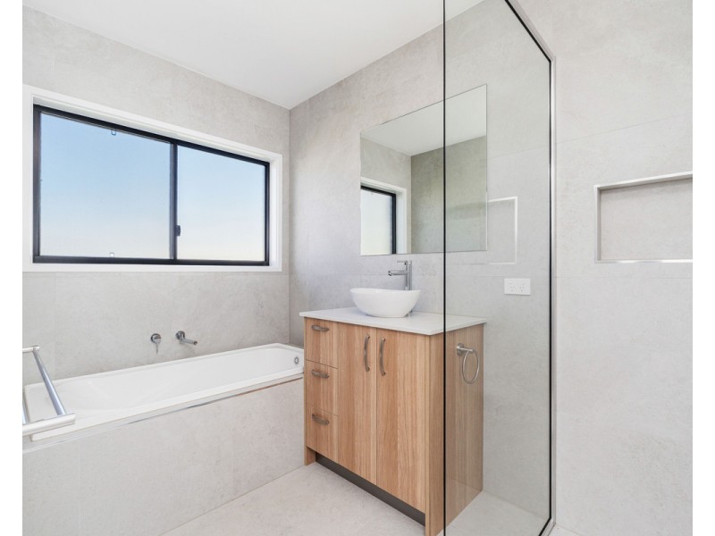 7 Humpback Circuit, Booral QLD 4655