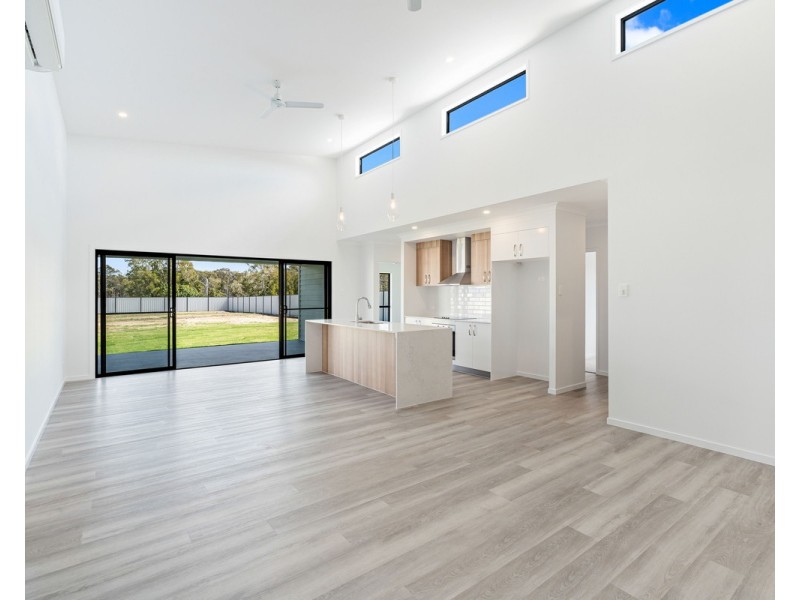 7 Humpback Circuit, Booral QLD 4655