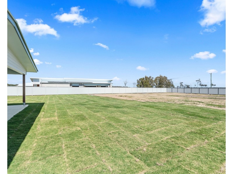 7 Humpback Circuit, Booral QLD 4655