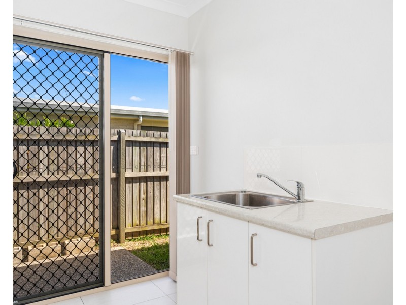 4 Bentley Way, Urraween QLD 4655