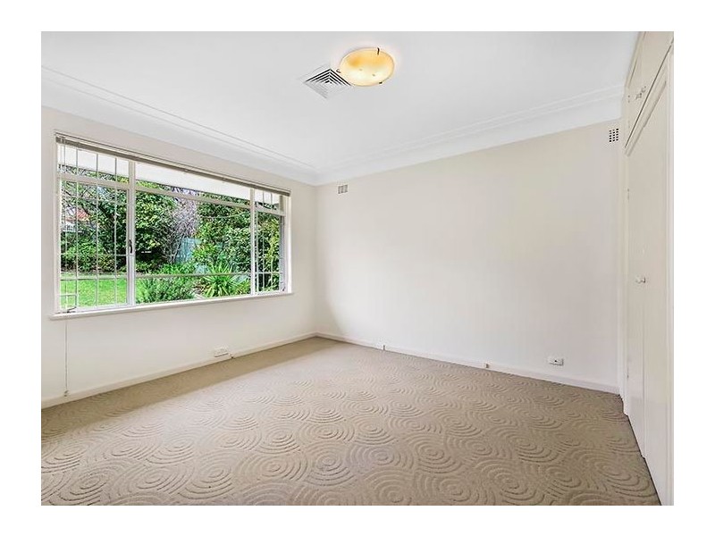 19 Valleyview Crescent, Greenwich NSW 2065