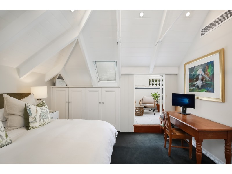 8 Moncur Street, Woollahra NSW 2025