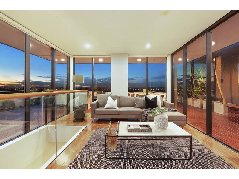 1402/3 Sterling Circuit, Camperdown NSW 2050