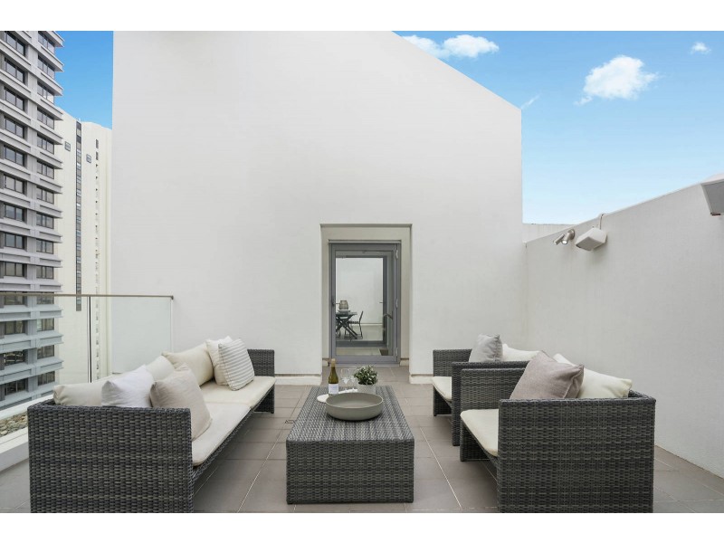 Penthouse 2201/11 Alberta Street, Sydney NSW 2000