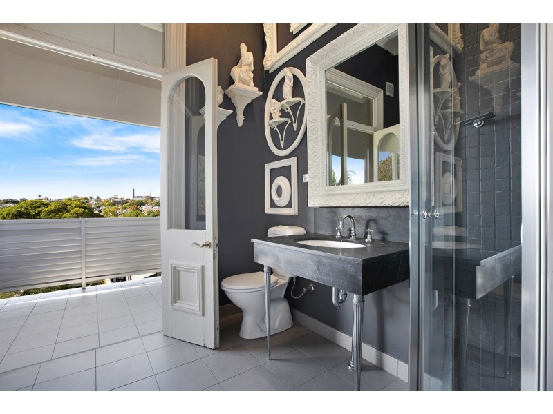 2/92A Surrey Street, Darlinghurst NSW 2010