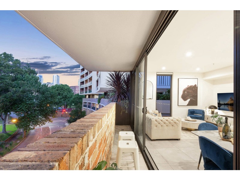 503/2F Wentworth Park Road, Glebe NSW 2037