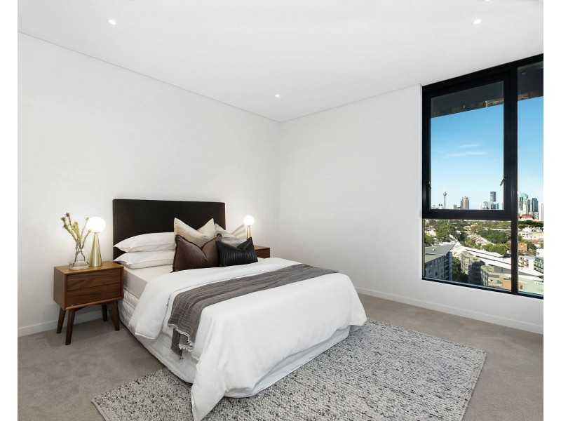 Penthouse 1603/1 Sterling Circuit, Camperdown NSW 2050
