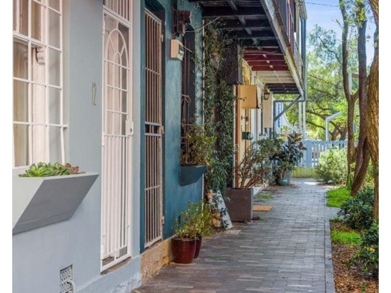 12 Rennie Street, Redfern NSW 2016