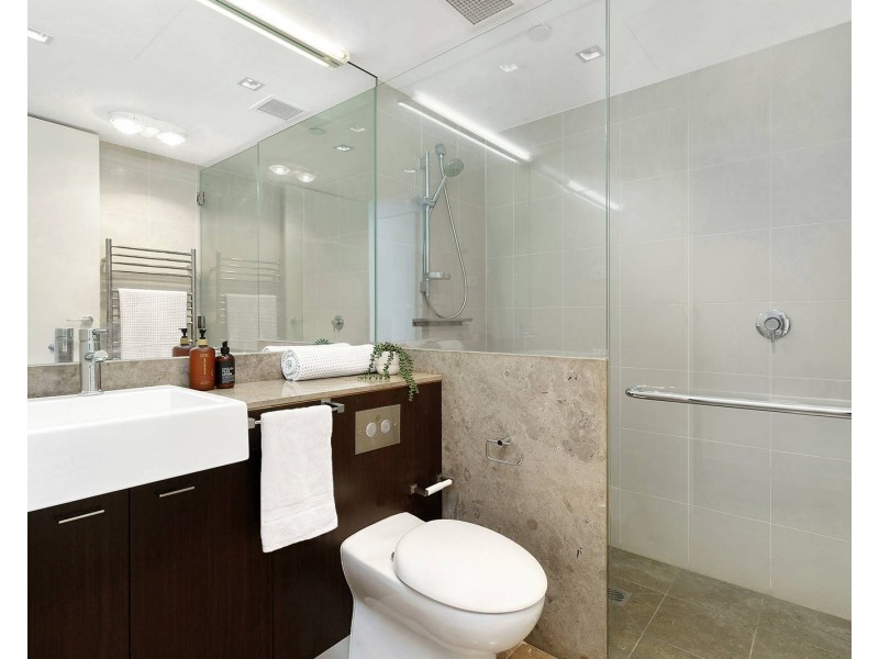 1801/29 Commonwealth Street, Sydney NSW 2000