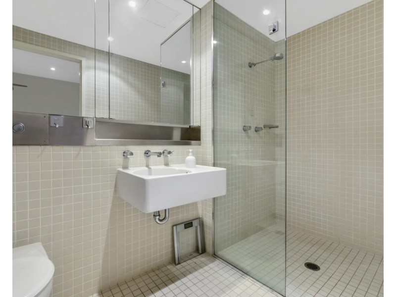 18/228 Moore Park Road, Paddington NSW 2021