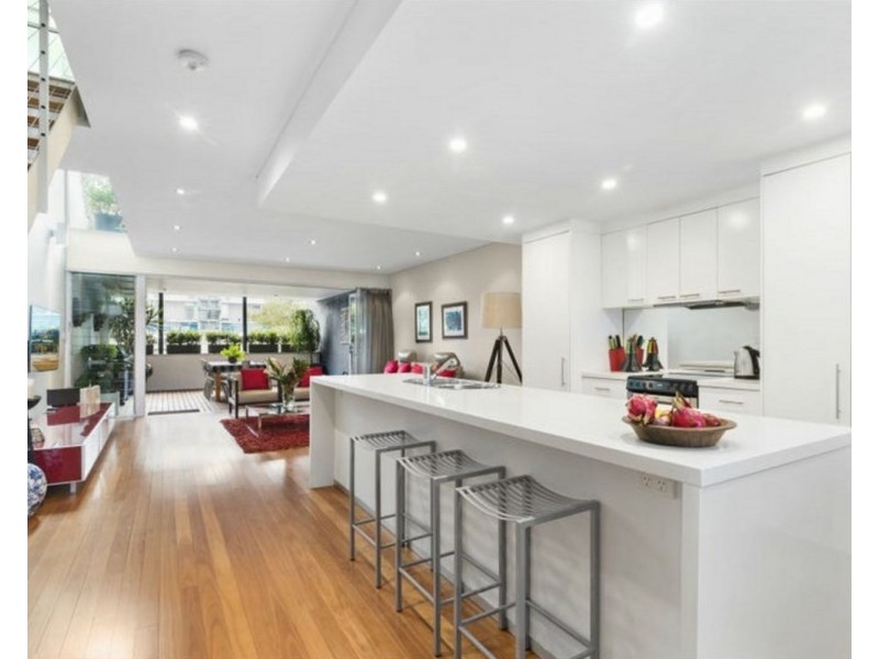 11/1 Danks Street, Waterloo NSW 2017