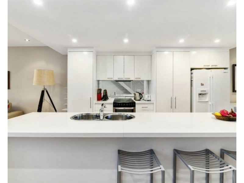 11/1 Danks Street, Waterloo NSW 2017