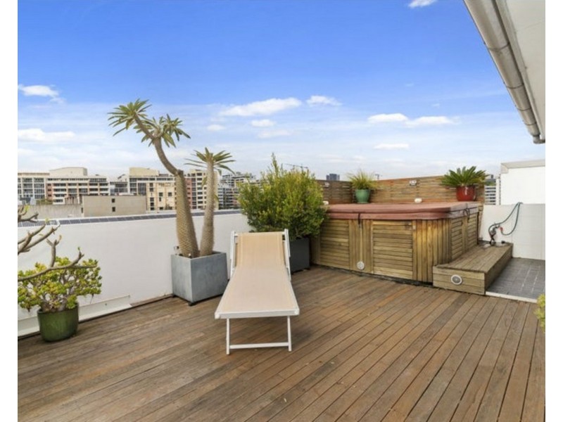 11/1 Danks Street, Waterloo NSW 2017