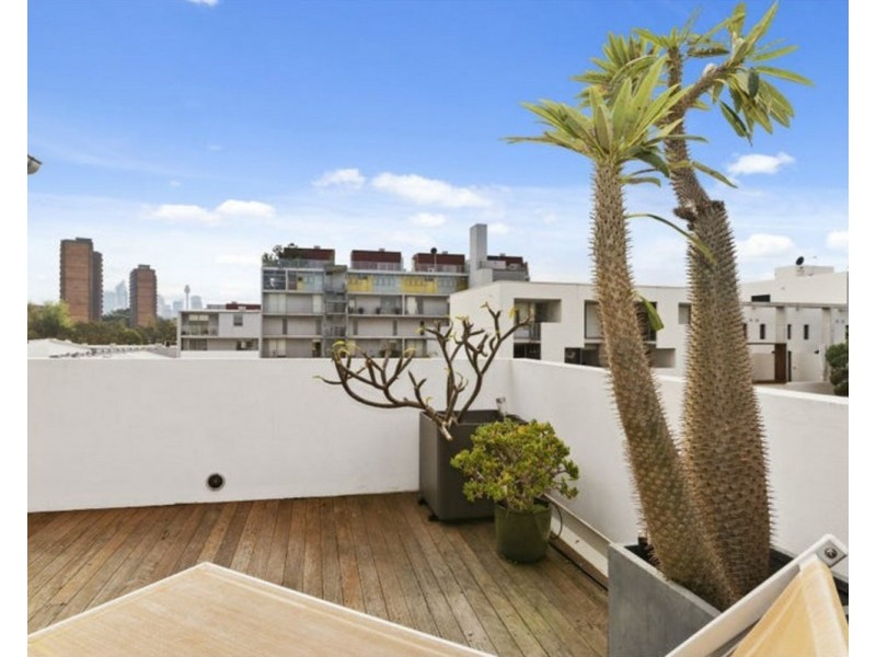 11/1 Danks Street, Waterloo NSW 2017