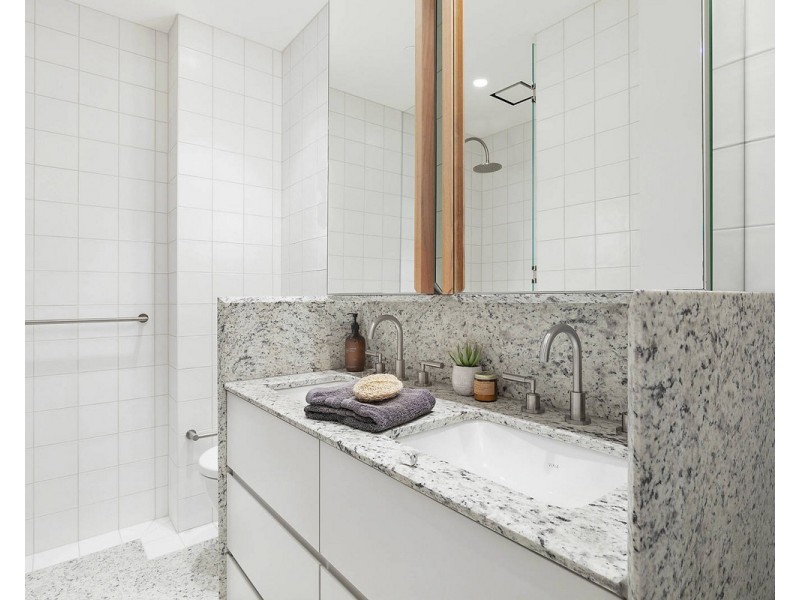 15 Young Street, Sydney NSW 2000