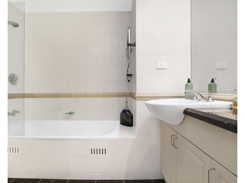 2406/168 Kent Street, Sydney NSW 2000