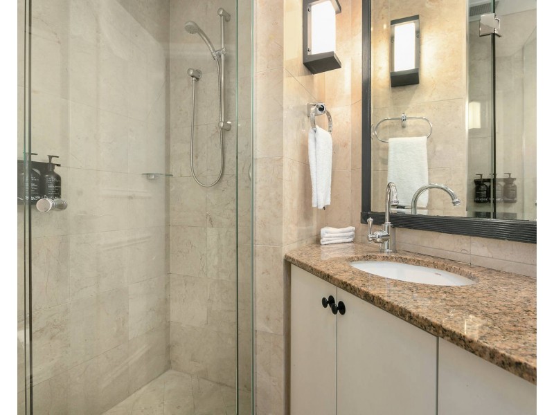1112/2 Bond Street, Sydney NSW 2000