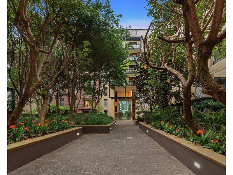 A806/24 Point Street, Pyrmont NSW 2009