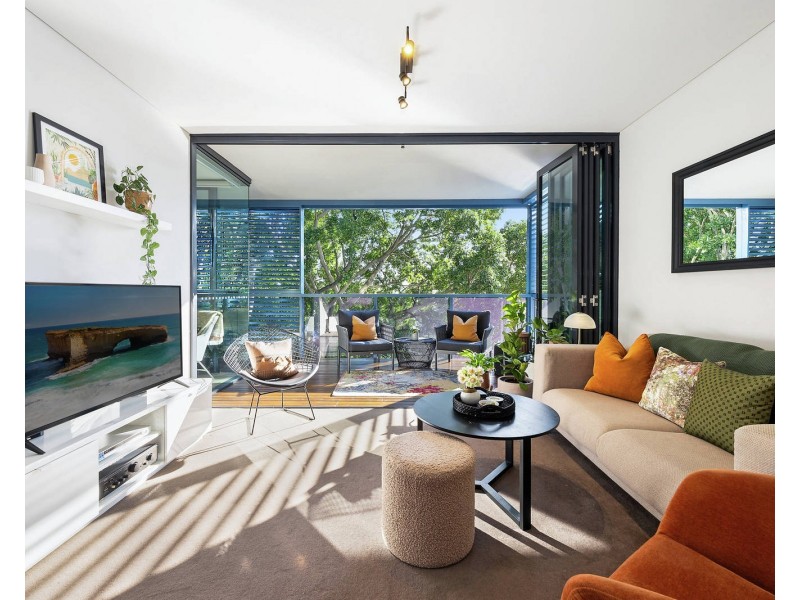 501/3 Sterling Circuit, Camperdown NSW 2050
