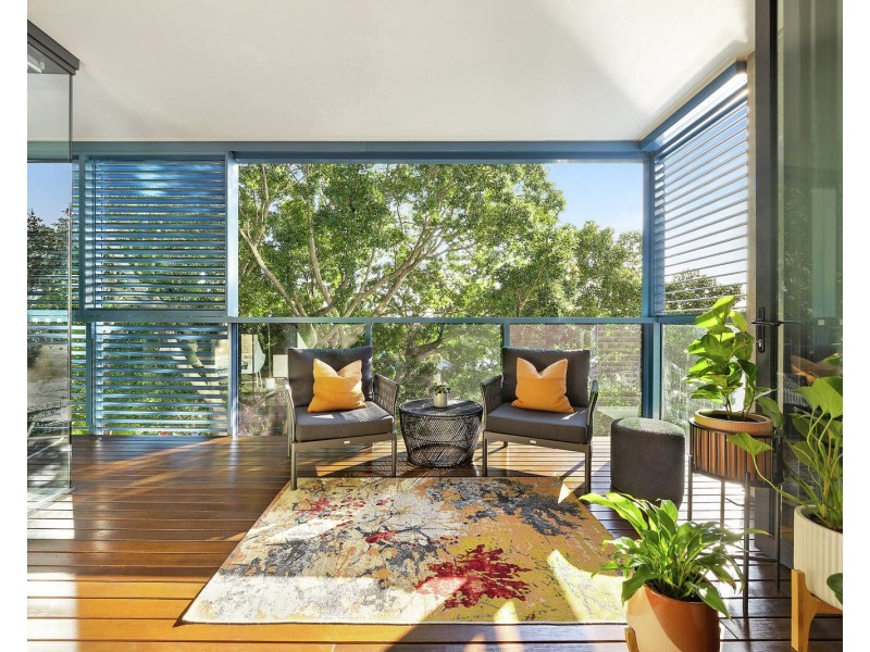 501/3 Sterling Circuit, Camperdown NSW 2050