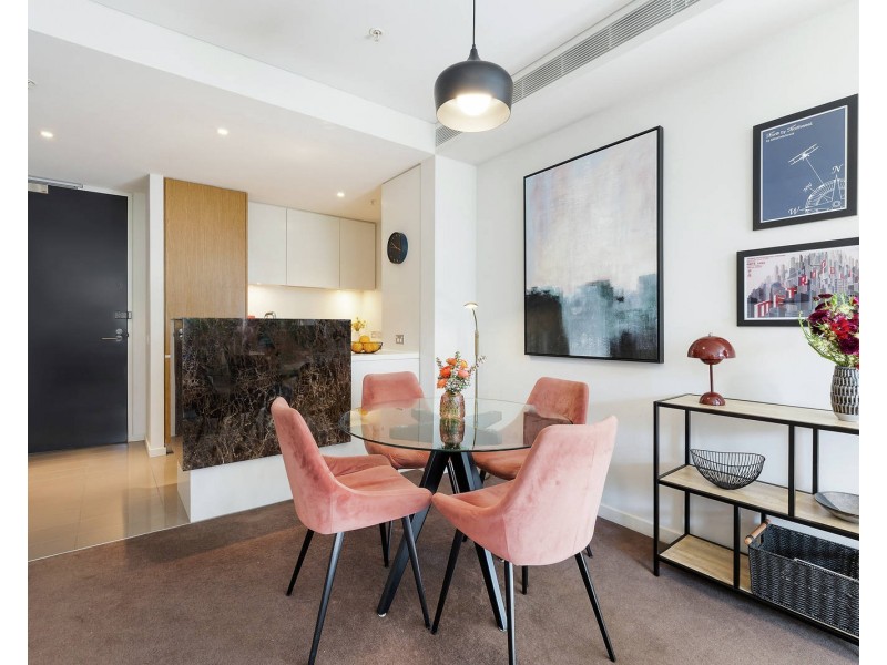 501/3 Sterling Circuit, Camperdown NSW 2050