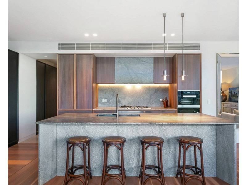 15 Young Street, Sydney NSW 2000