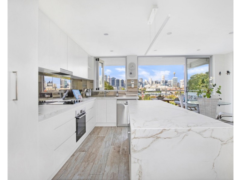 2a Forsyth Street, Glebe NSW 2037