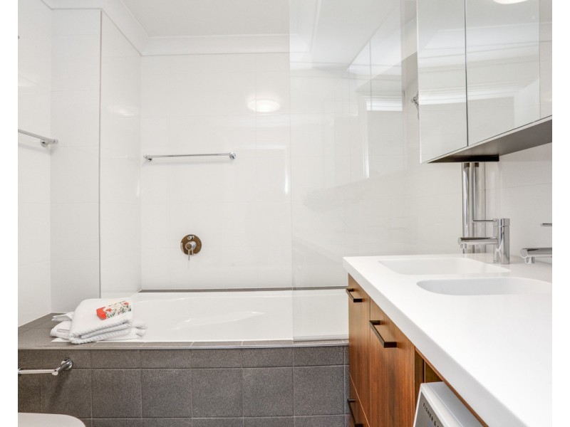 26-28 Lower Fort Street, Sydney NSW 2000