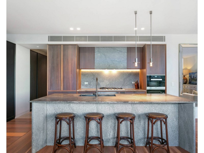 15 Young Street, Sydney NSW 2000