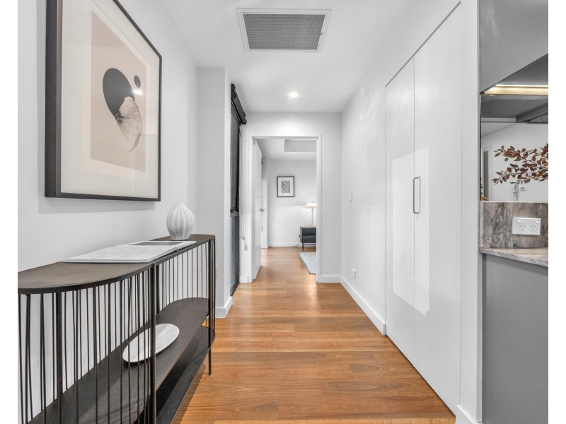 202/8 Boundary Street, Alexandria NSW 2015