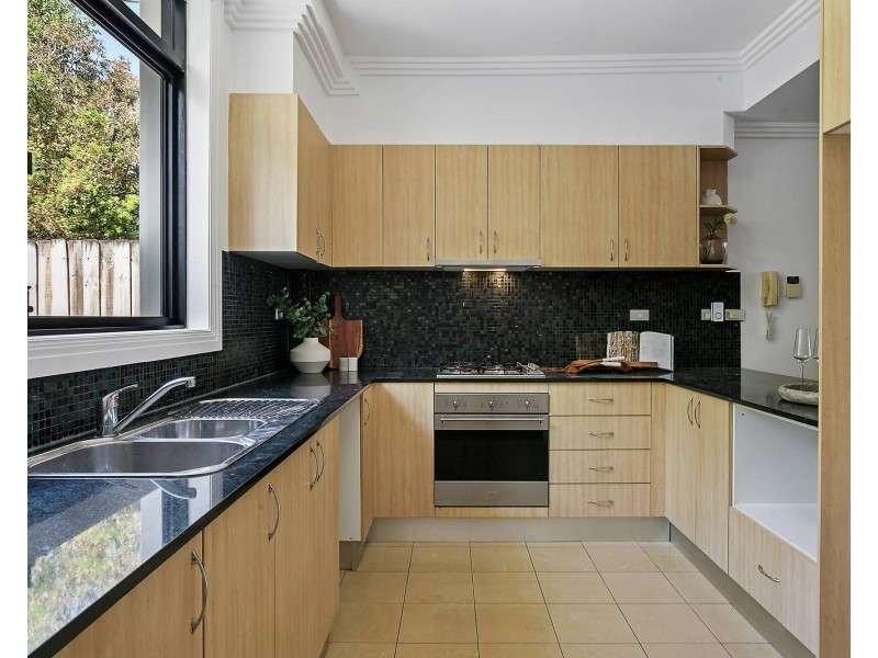 10/2a Pyrmont Bridge Road (enter via Foss St), Camperdown NSW 2050