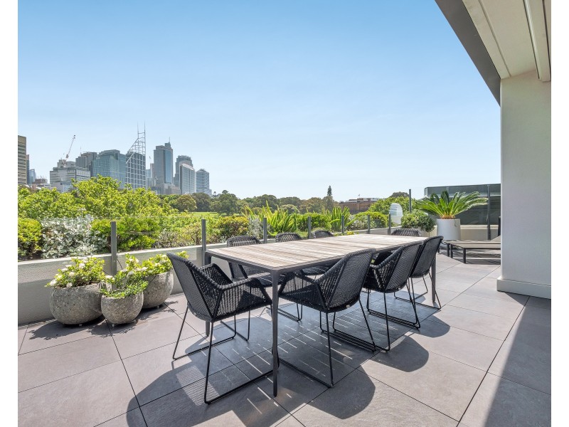 52/68 Sir John Young Crescent, Woolloomooloo NSW 2011