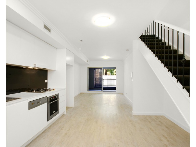 8/177 Cathedral Street, Woolloomooloo NSW 2011