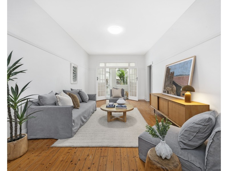 2/4 Ithaca Road, Elizabeth Bay NSW 2011