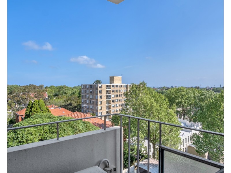 33/8-14 Fullerton Street, Woollahra NSW 2025